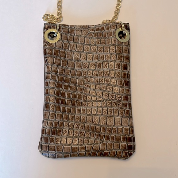 NEW Leather cell phone crossbody/pouch - Picture 3 of 12